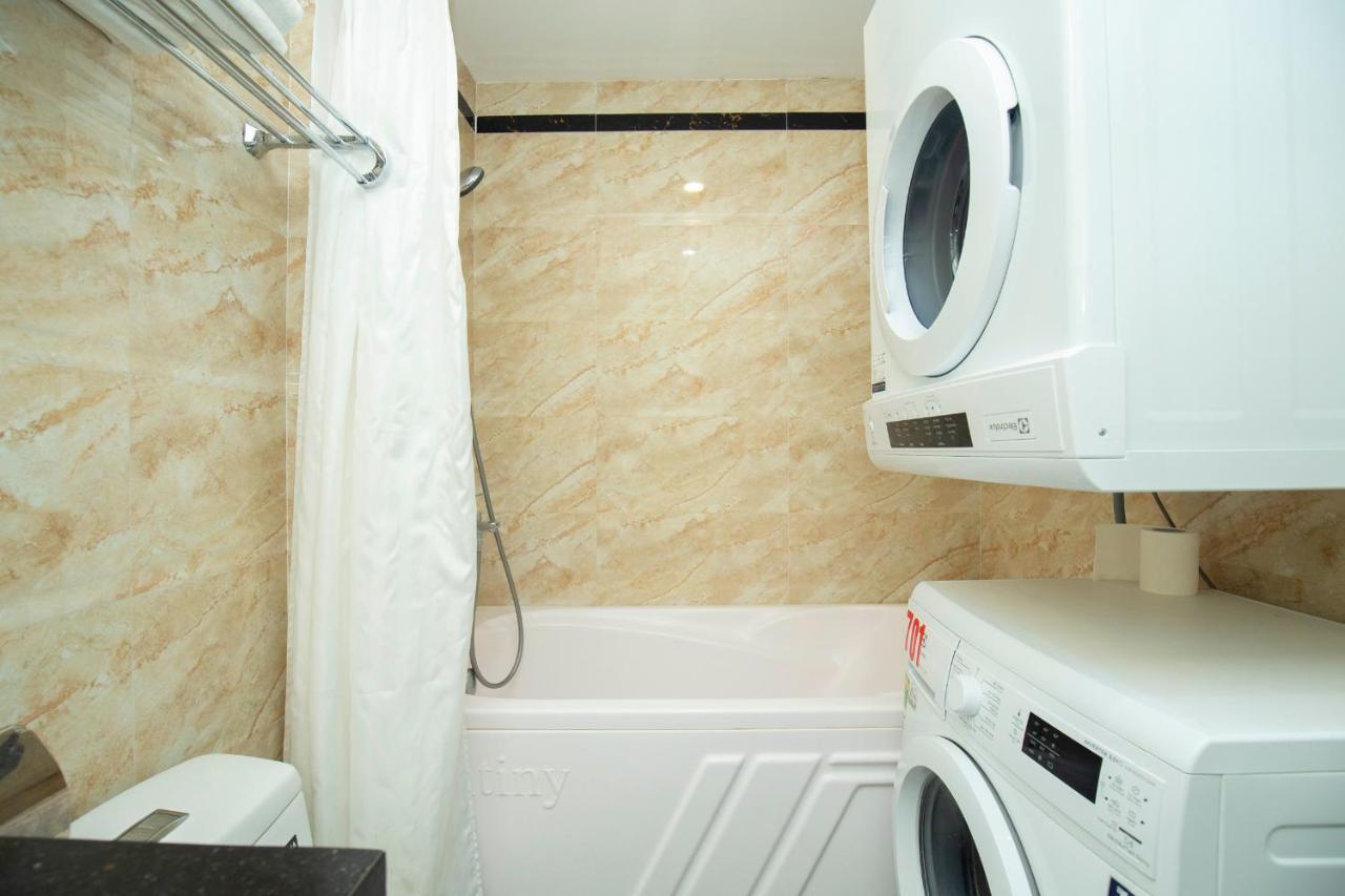 Apartment Sumitomo10 - Lane 12 Dao Tan Street Hanoi
