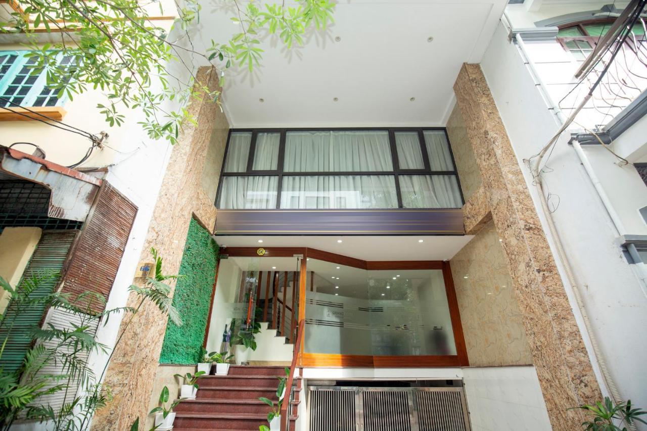 Sumitomo10 - Lane 12 Dao Tan Street Apartment *