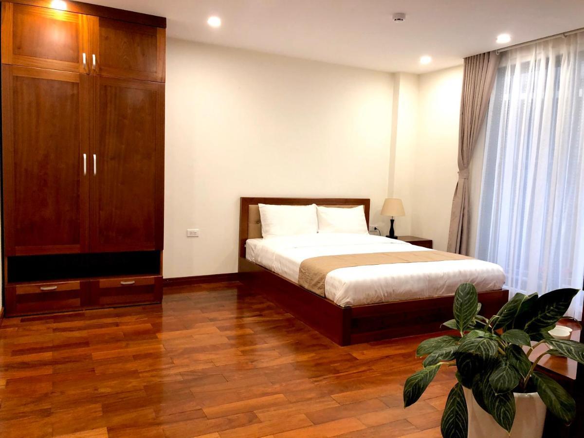 Sumitomo10 - Lane 12 Dao Tan Street * Hanoi