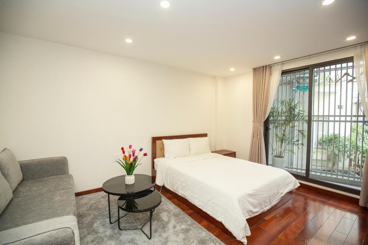 Sumitomo10 - Lane 12 Dao Tan Street Apartment *