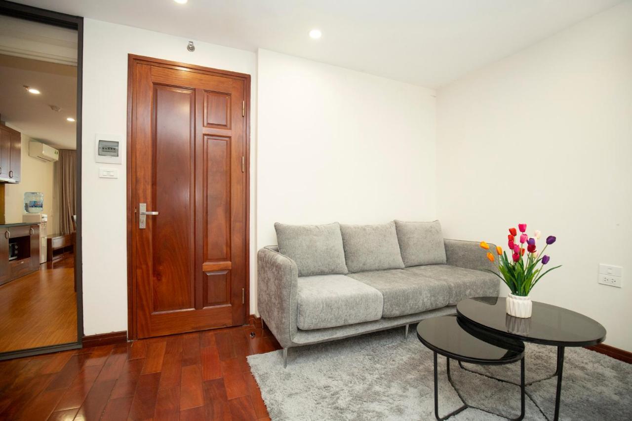 Apartment Sumitomo10 - Lane 12 Dao Tan Street *