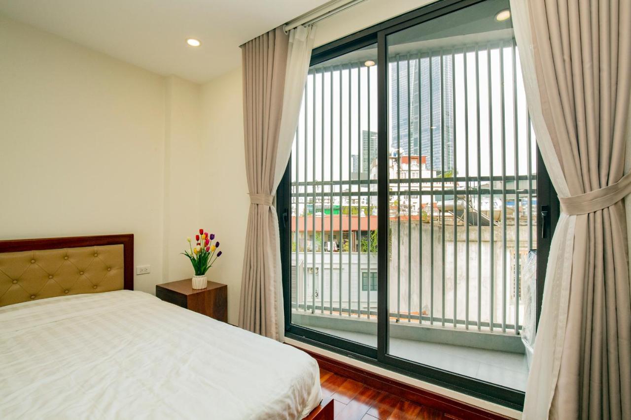 Sumitomo10 - Lane 12 Dao Tan Street Apartment *