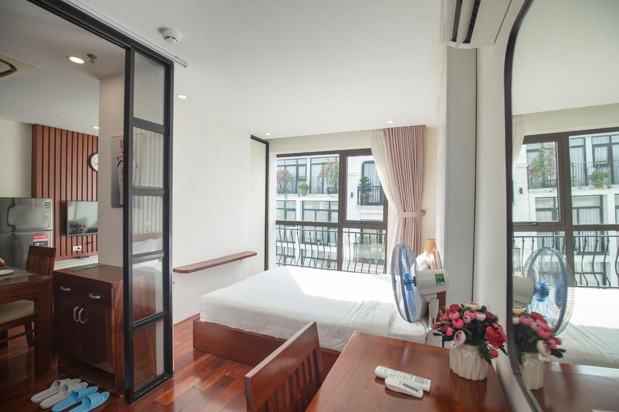 Apartment Sumitomo10 - Lane 12 Dao Tan Street *
