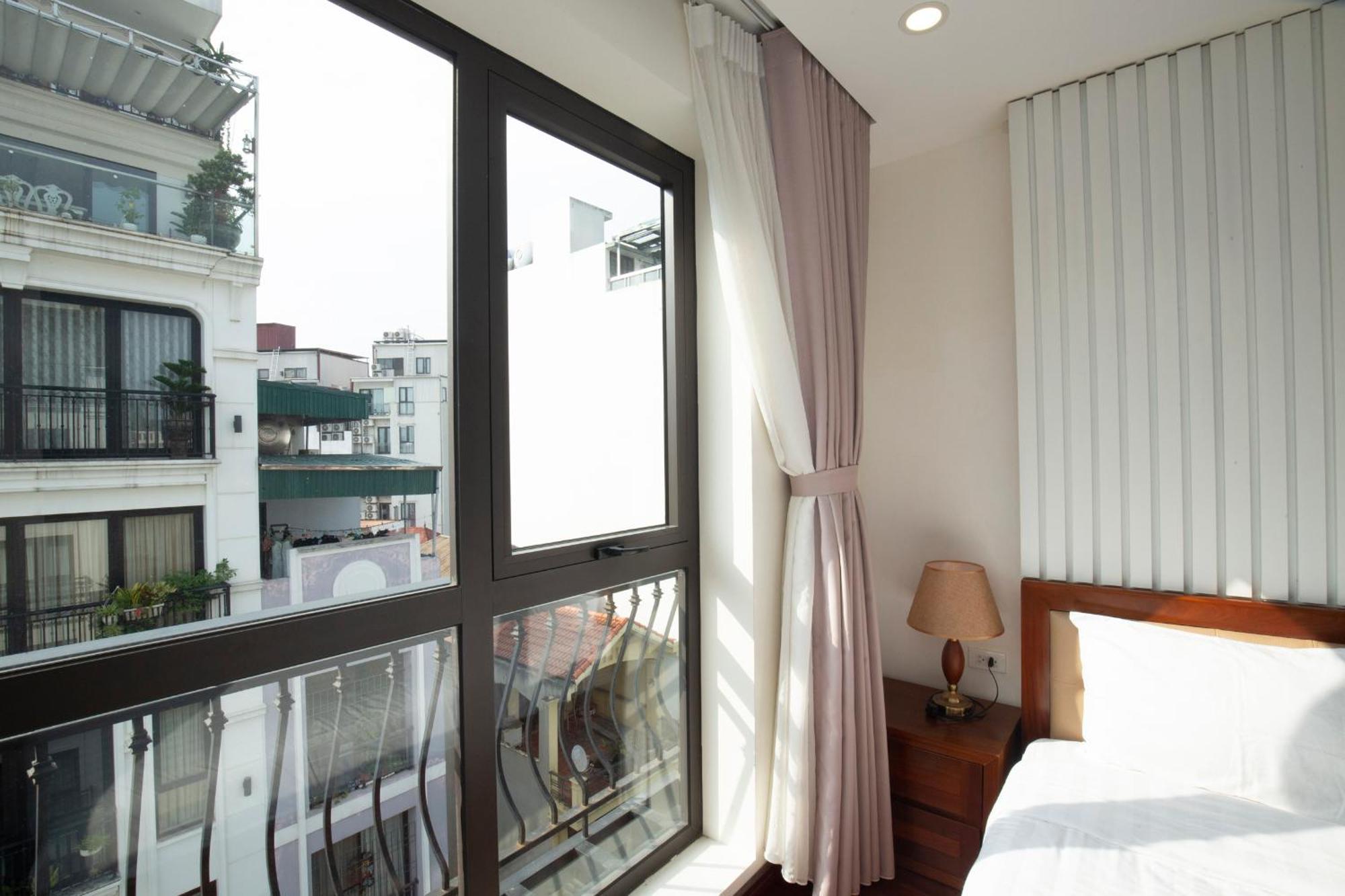 Apartment Sumitomo10 - Lane 12 Dao Tan Street Hanoi