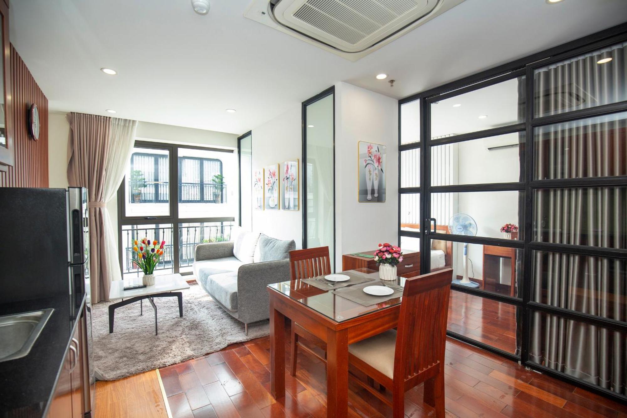 Sumitomo10 - Lane 12 Dao Tan Street Apartment Hanoi
