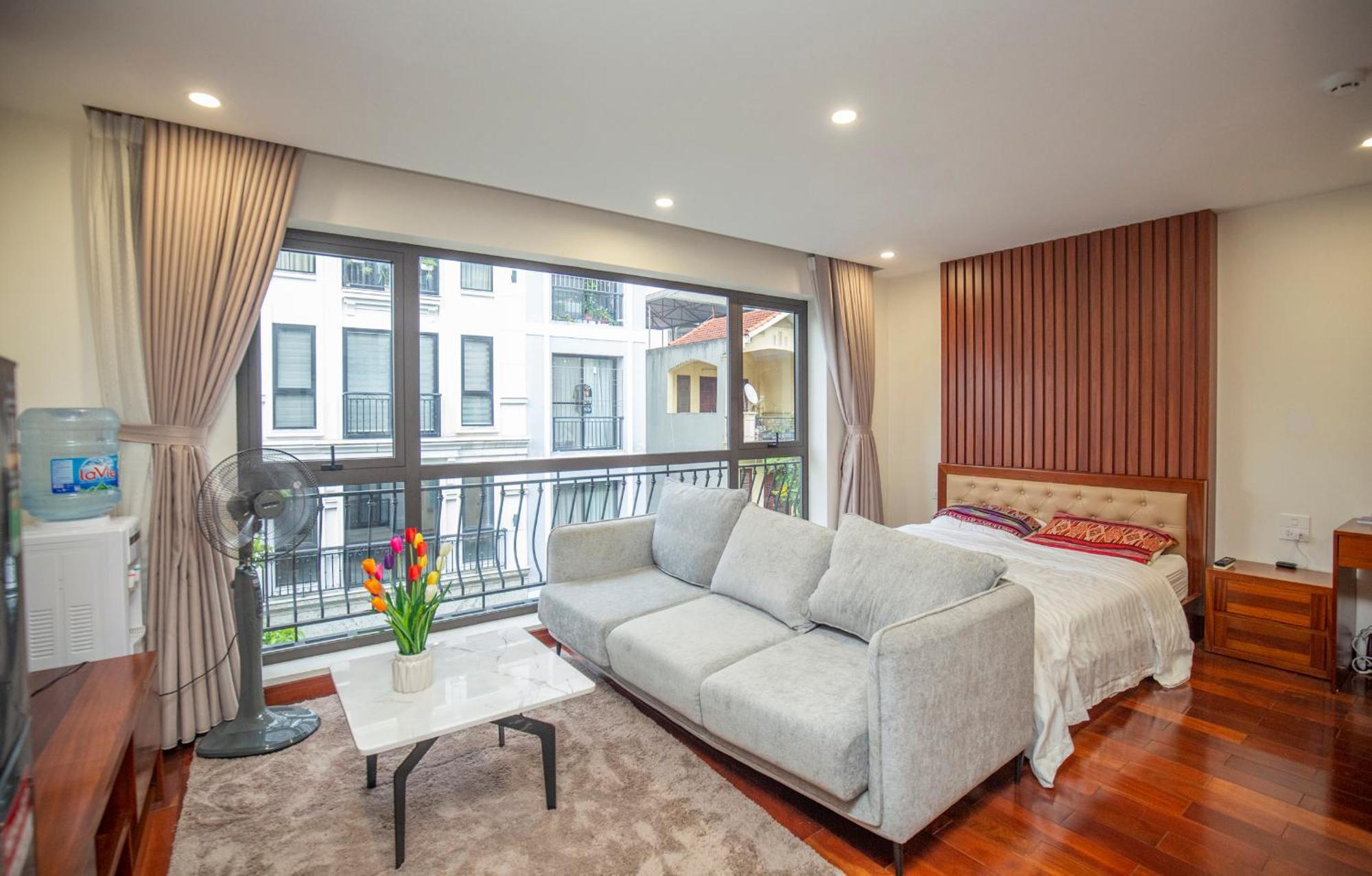 Sumitomo10 - Lane 12 Dao Tan Street Apartment *